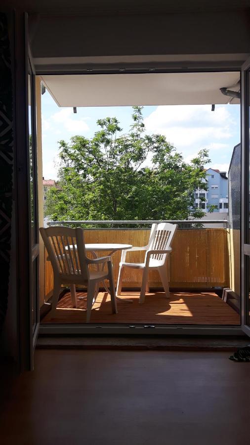Schoene Ferienwohnung. Naehe Playmobil Und Messe Nbg Fürth Exterior foto